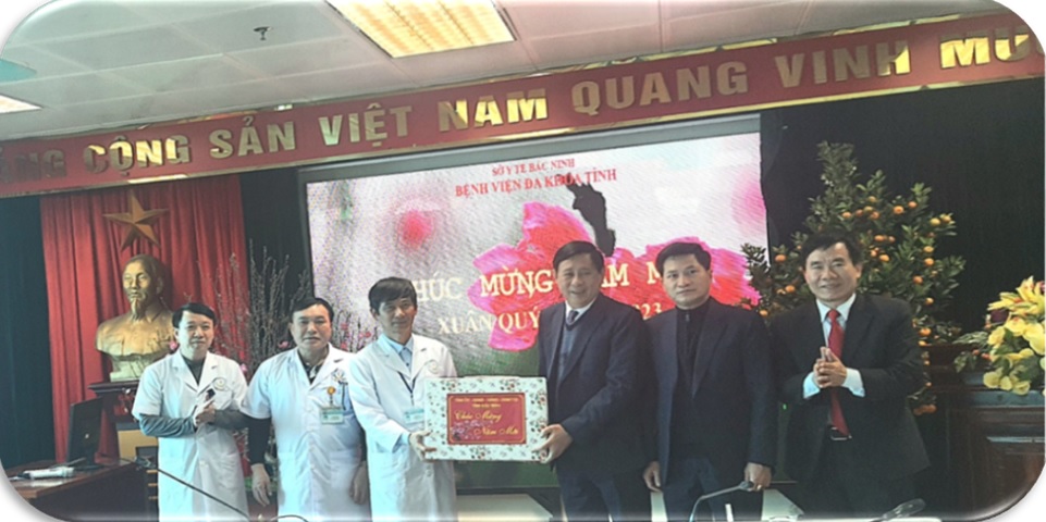 LÃNH ĐẠO TỈNH THĂM, TẶNG QUÀ TẾT 79 king 12 ĐA KHOA TỈNH m.79king 32