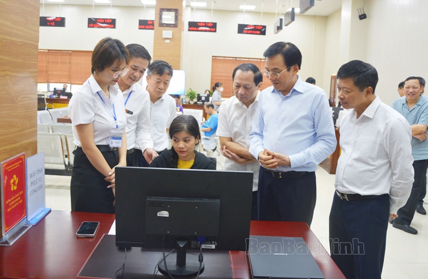 TỪ NĂM 2025 TẤT CẢ HỒ SƠ THỦ TỤC HÀNH CHÍNH TẠI m.79king 32 ĐƯỢC TIẾP NHẬN VÀ GIẢI QUYẾT TRỰC TUYẾN