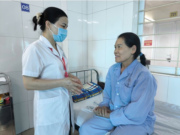GIỮ LẠI ÁNH SÁNG NHỜ PHÁT HIỆN KỊP THỜI BỆNH GLOCOM